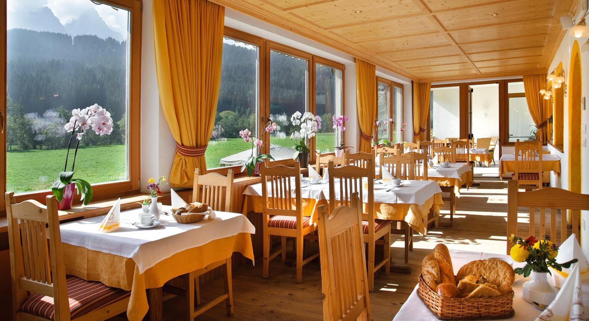 Helmhotel 3*